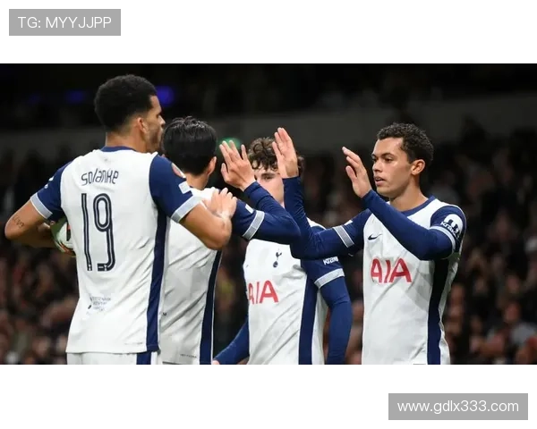 热刺赛季初强势难掩后续乏力，高开低走趋势逐步反映在争四形势中