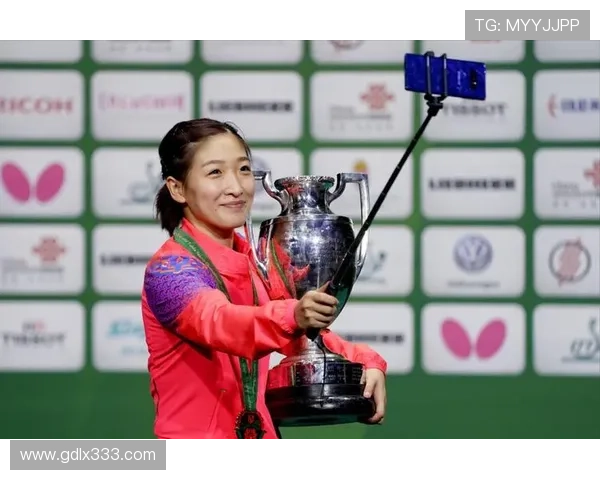 刘诗雯退役后住进上海老洋房，每天喝手冲咖啡配蛋白粉