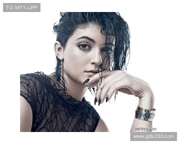 袁悦训练完直接拎爱马仕去吃米其林，这日子谁顶得住啊